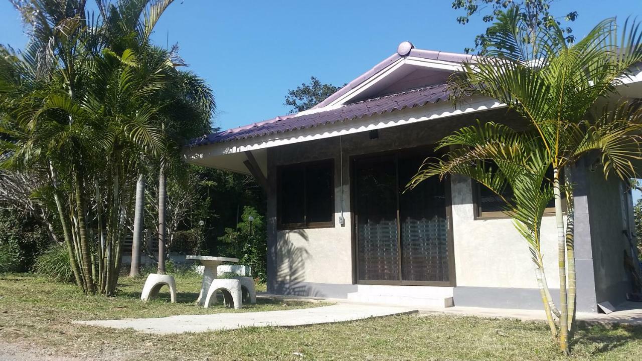 บ้านสวนวงศ์จินดารักษ์ Phayao Luaran gambar